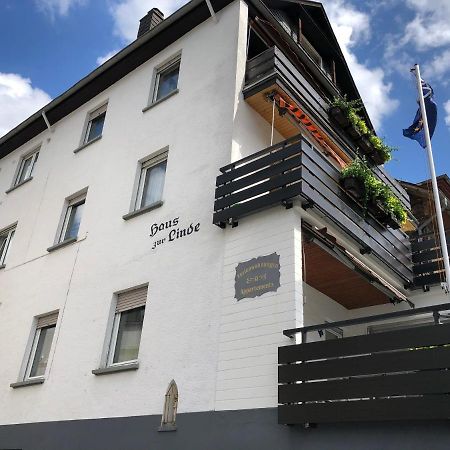 Ferienwohnungen Haus Zur Linde Cochem Esterno foto