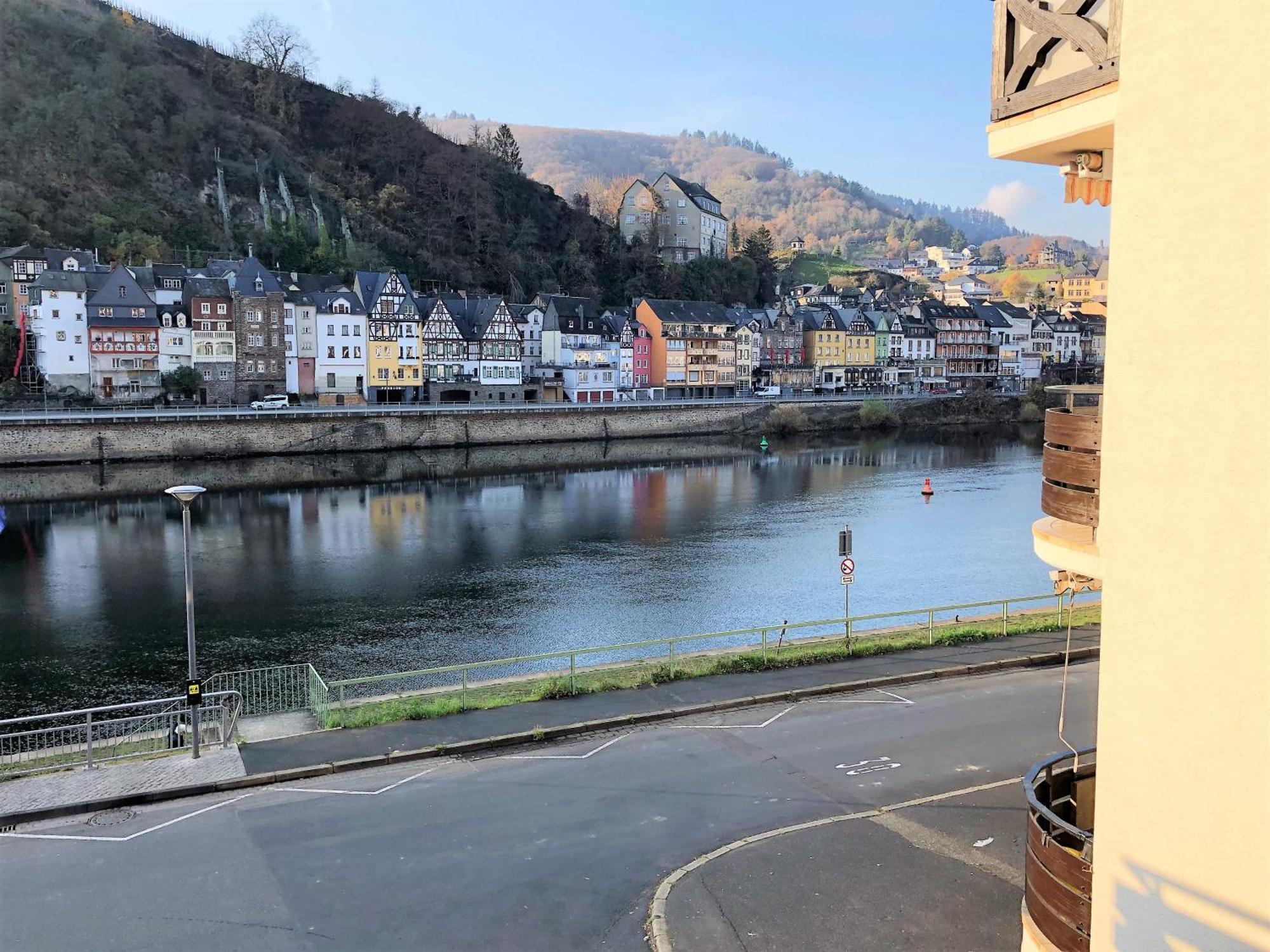 Ferienwohnungen Haus Zur Linde Cochem Camera foto