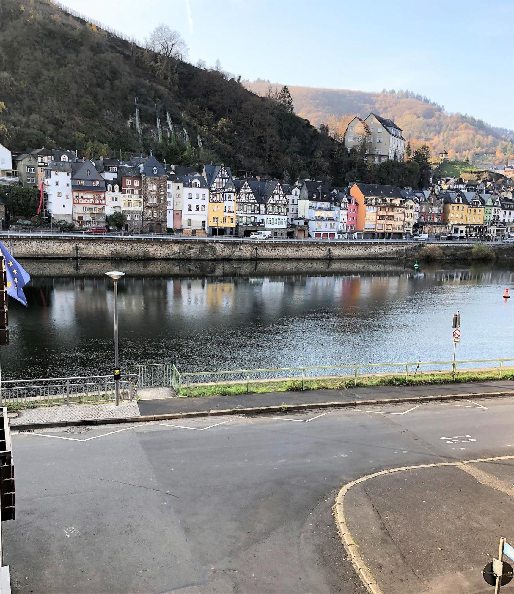 Ferienwohnungen Haus Zur Linde Cochem Camera foto