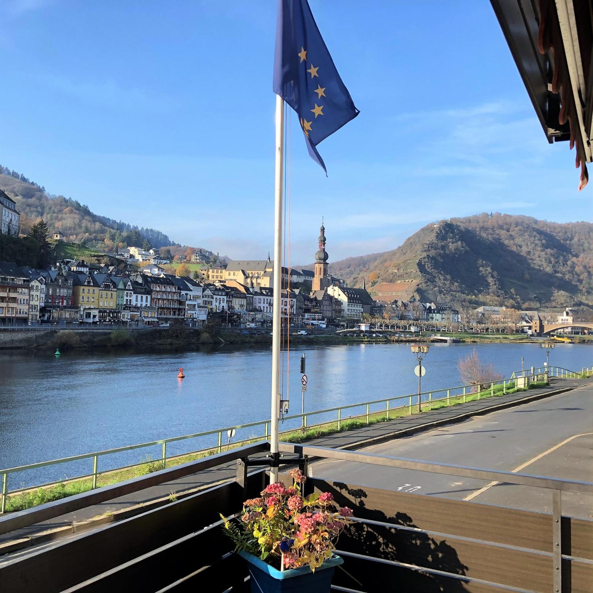 Ferienwohnungen Haus Zur Linde Cochem Camera foto