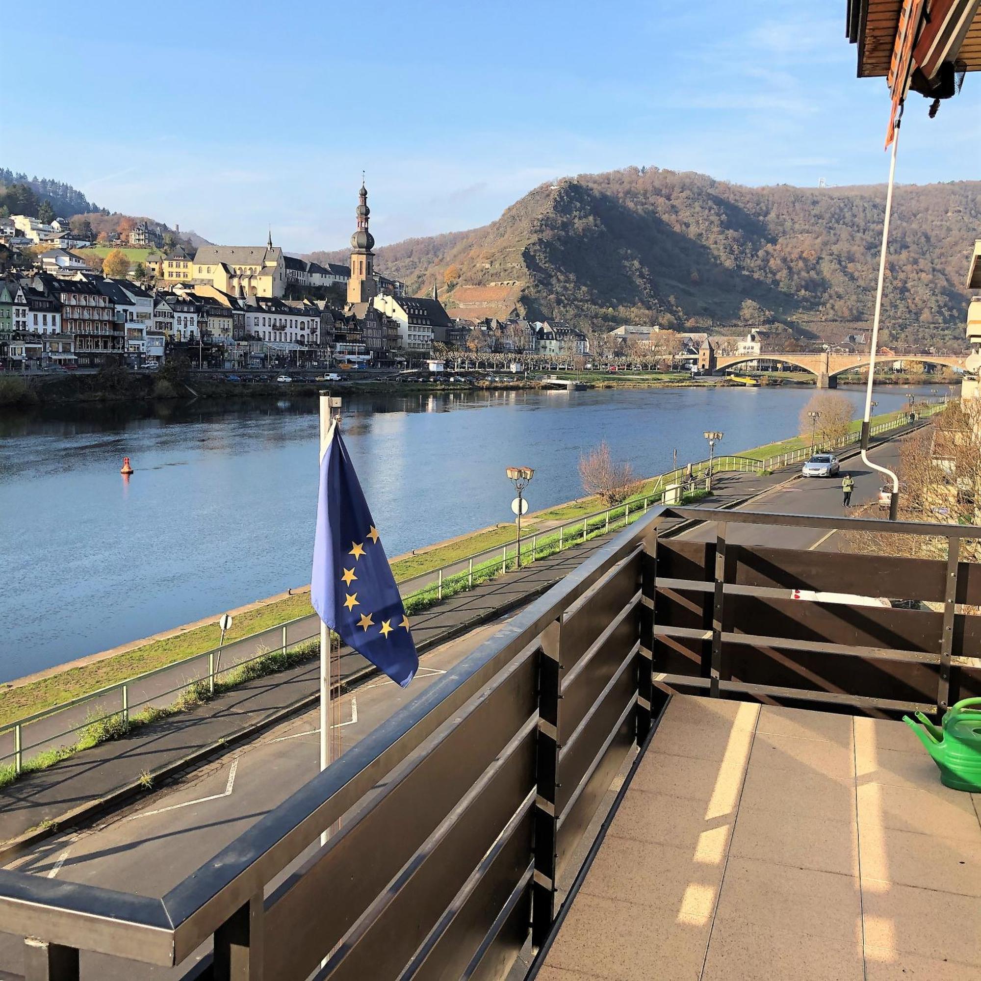 Ferienwohnungen Haus Zur Linde Cochem Camera foto