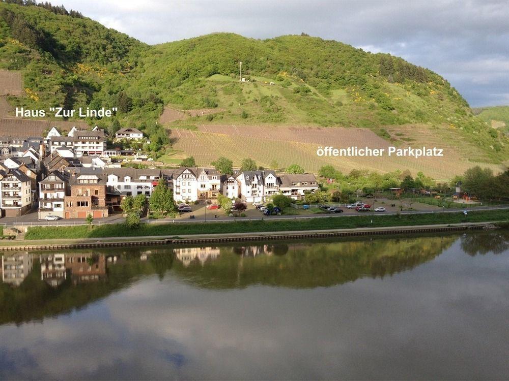Ferienwohnungen Haus Zur Linde Cochem Esterno foto